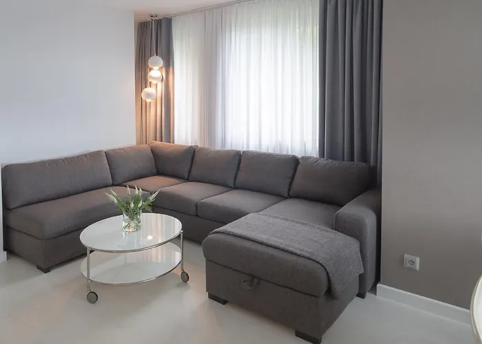 Silence Nad Golebiem